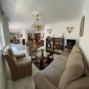 Apartamento Amplio Piso Centrico, Huelva